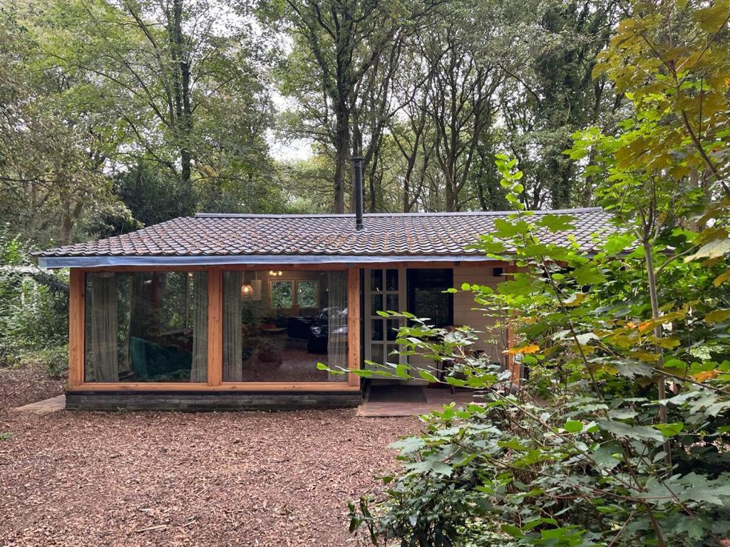 Huisje In Het Bos Zuidlaren Exteriör bild